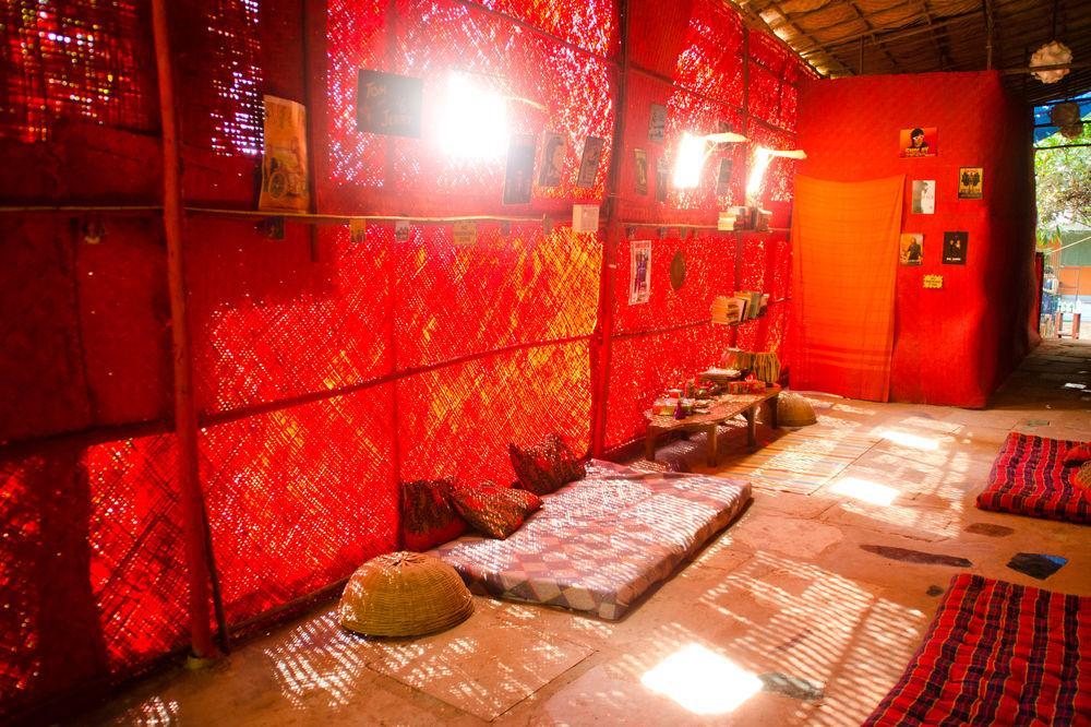 Bricks And Bamboo Hostel Andzsuna Kültér fotó